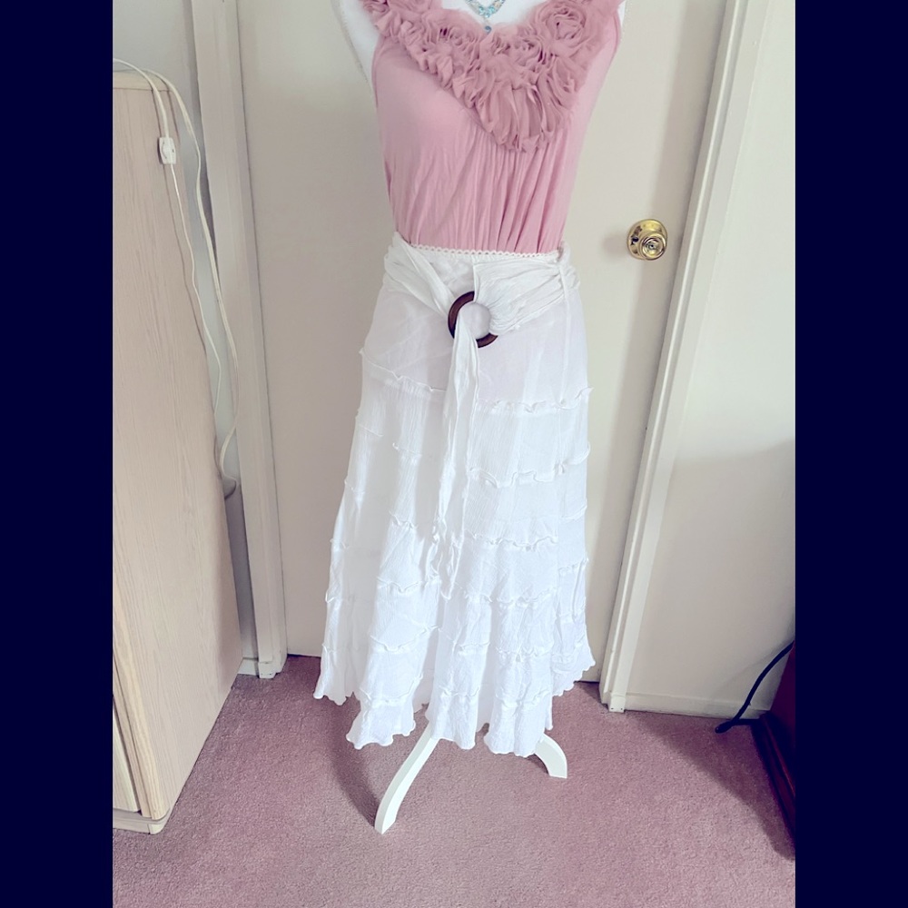 White layered cotton skirt